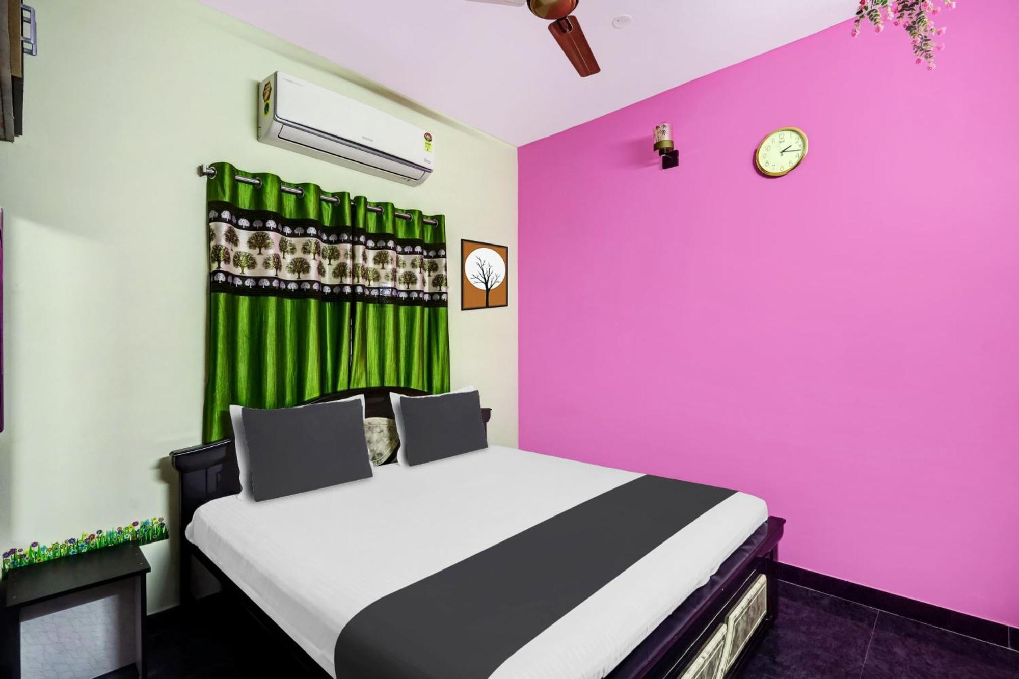 Sri Sakthi Home Stay - Beyond The Expectations- 10 To 15 Minutes Drive From Railway Station And Bus Station Тирупати Экстерьер фото