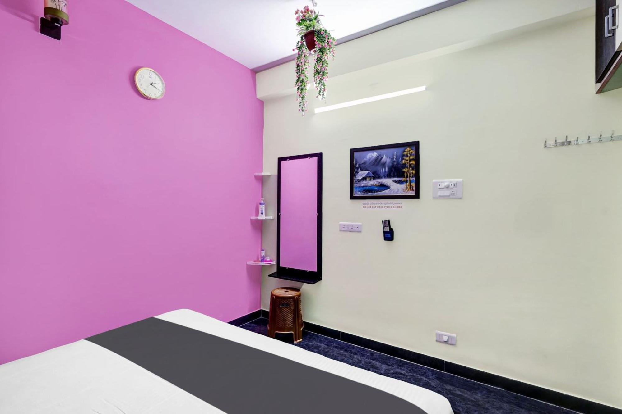 Sri Sakthi Home Stay - Beyond The Expectations- 10 To 15 Minutes Drive From Railway Station And Bus Station Тирупати Экстерьер фото